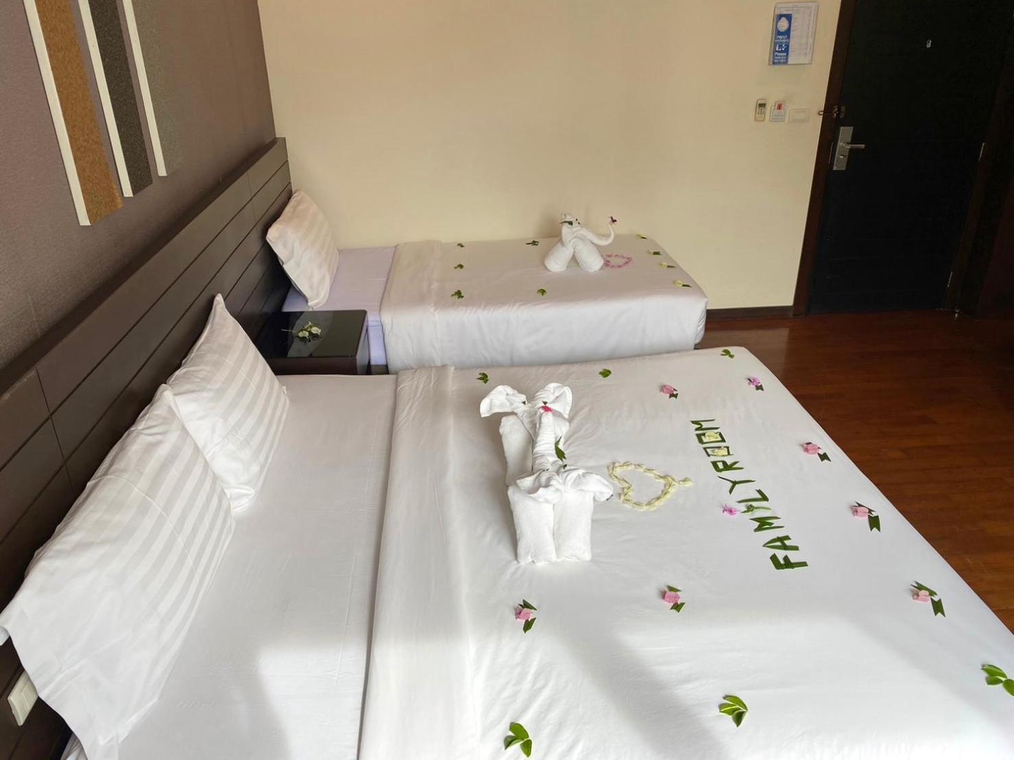 G1 Touch Blue Sky Hotel Камала Бийч Екстериор снимка